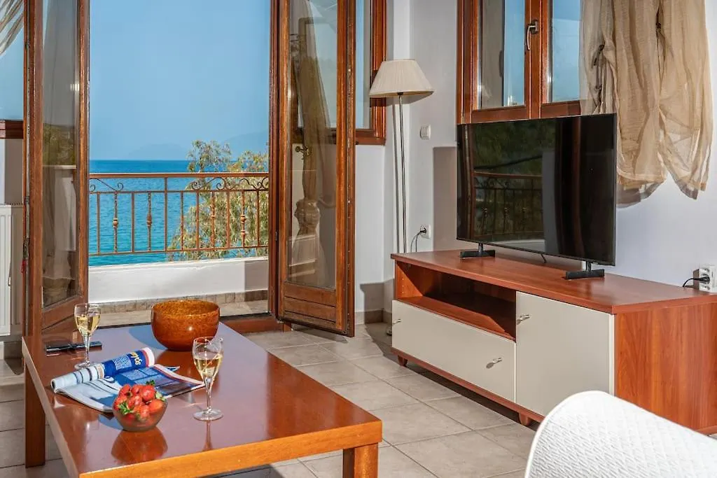 Apartment Captains House Sami  Greece