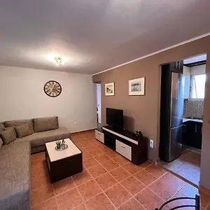  Villa Avli
